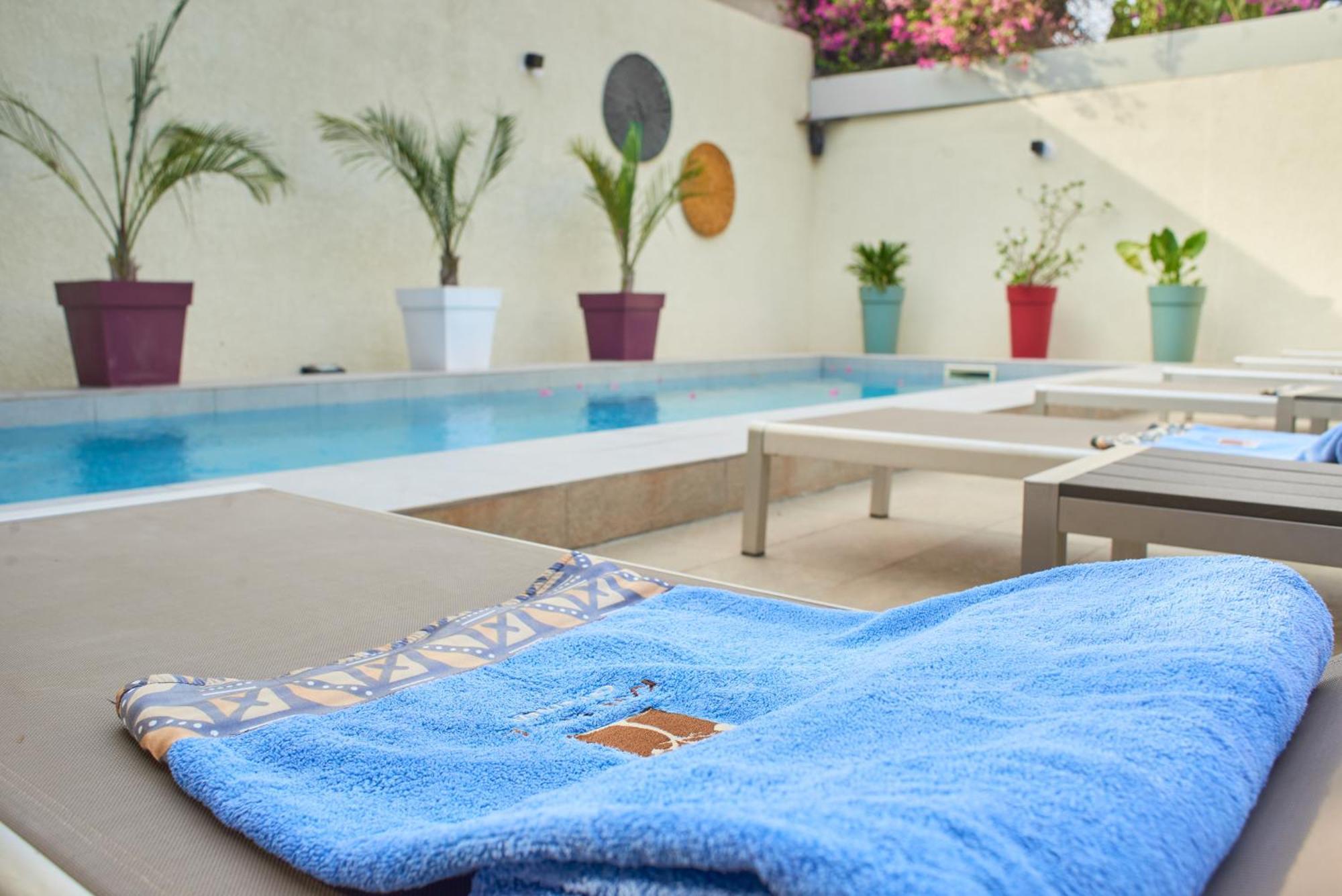 Le Kare Ebene Hotel Cotonou Exterior photo